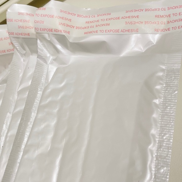 22 PCS Waterproof Poly Bubble Mailer-Pearl White - Picture 6 of 7